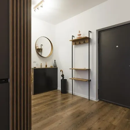 Near Iulius Mall With Balcony & Private Parking