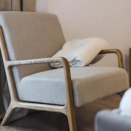 Near Iulius Mall With Balcony & Private Parking Apartment