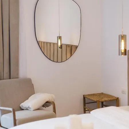 Near Iulius Mall With Balcony & Private Parking