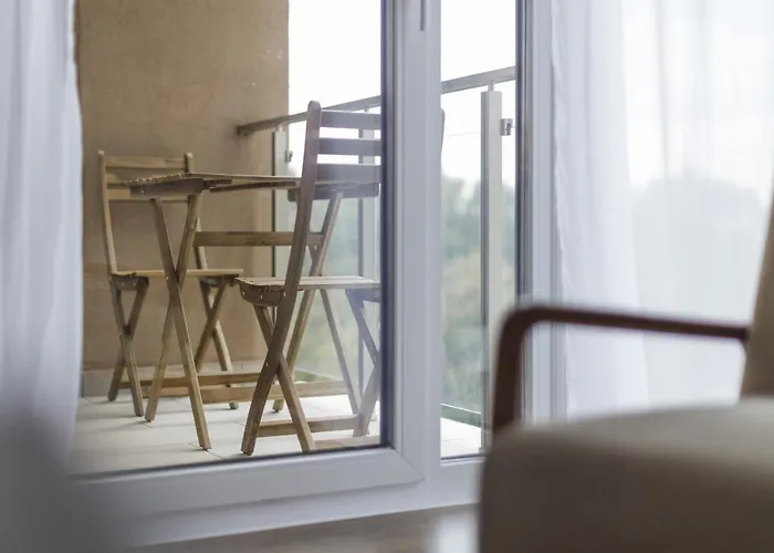 Near Iulius Mall With Balcony & Private Parking Apartment *