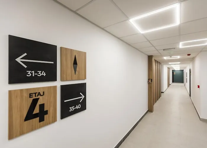 Near Iulius Mall With Balcony & Private Parking Apartment *