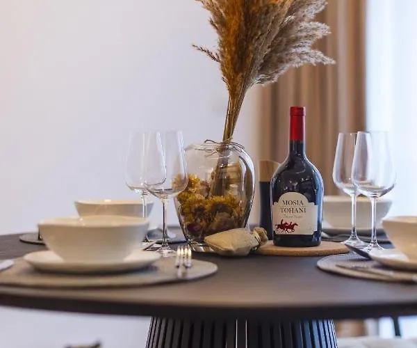 Near Iulius Mall With Balcony & Private Parking Timisoara