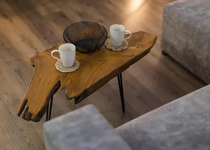 Near Iulius Mall With Balcony & Private Parking Apartment *