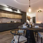 Near Iulius Mall With Balcony & Private Parking *