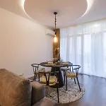 Near Iulius Mall With Balcony & Private Parking Apartmán Temešvár