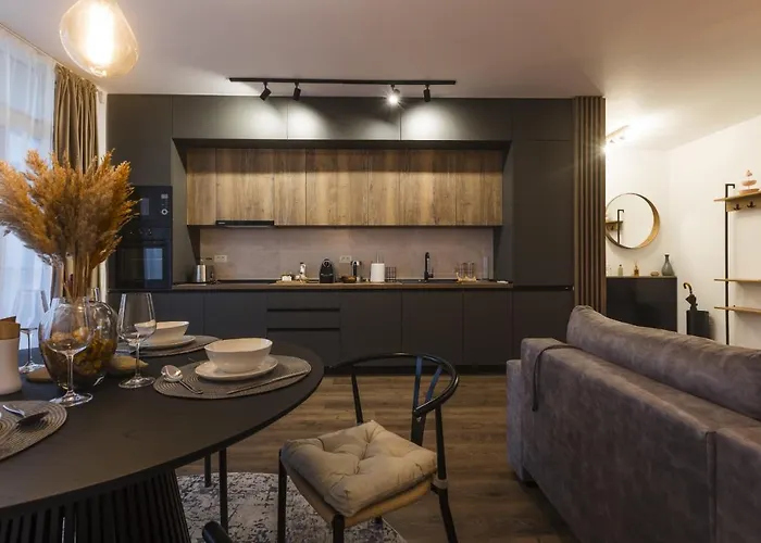 Apartament Near Iulius Mall With Balcony & Private Parking *