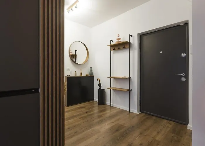 Near Iulius Mall With Balcony & Private Parking